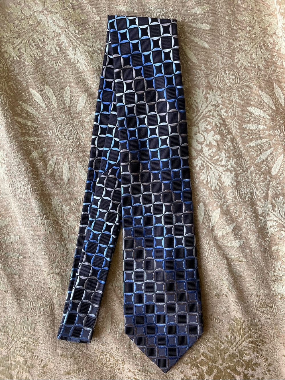 Michael Kors Men's Necktie - Blue & Brown Geometric Squares 100% Silk Tie